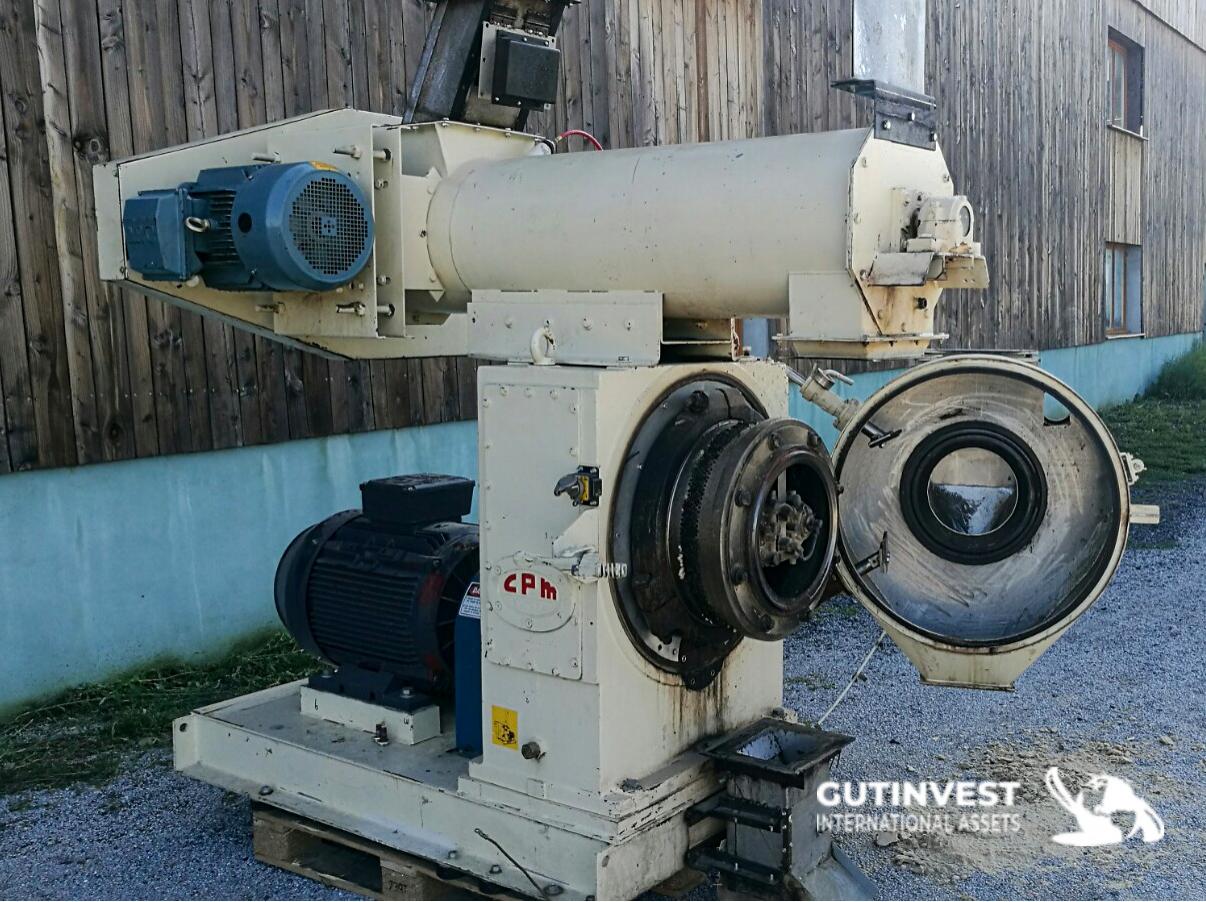 Pellet granulator press
