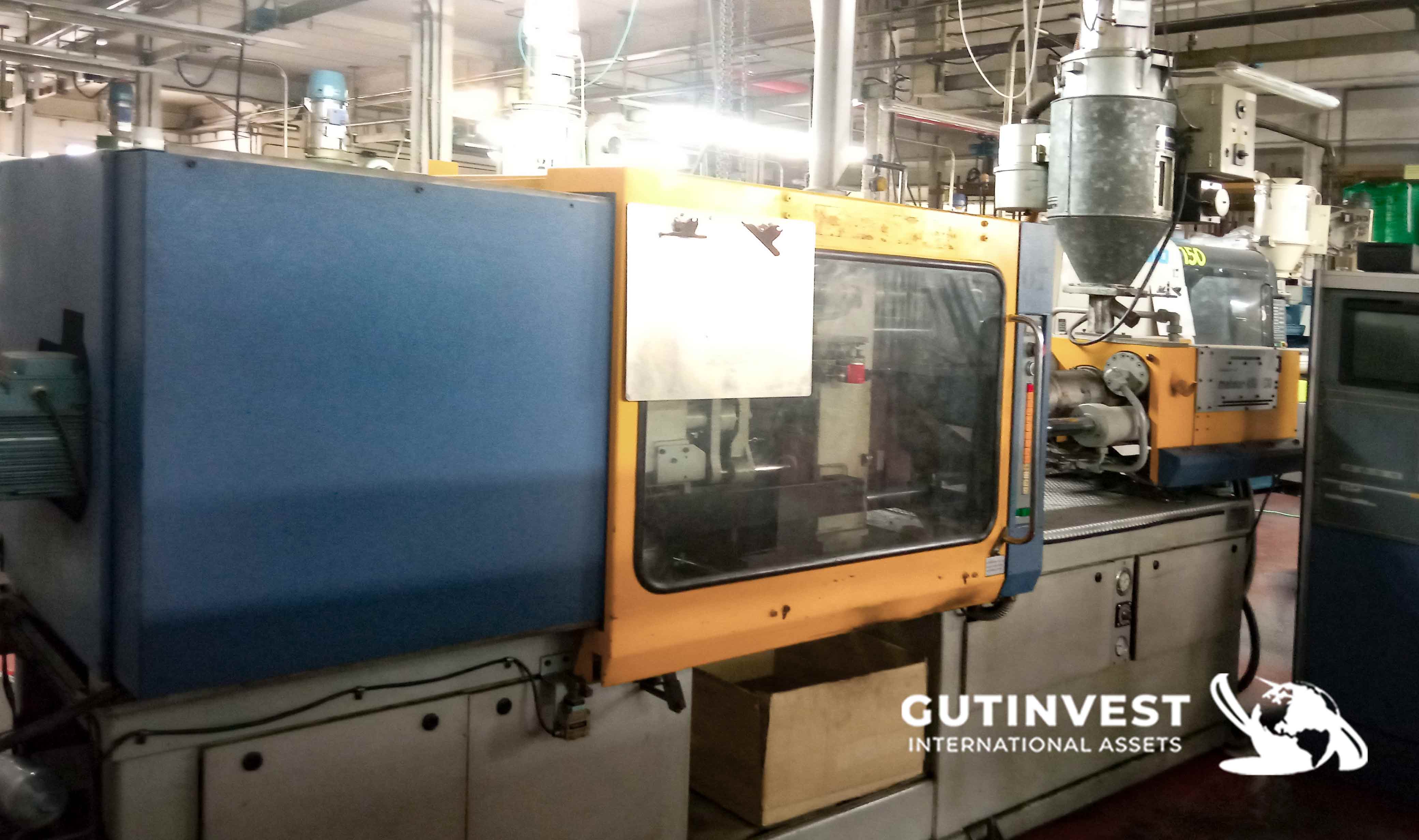 Injection Moulding Machine - 130Tn