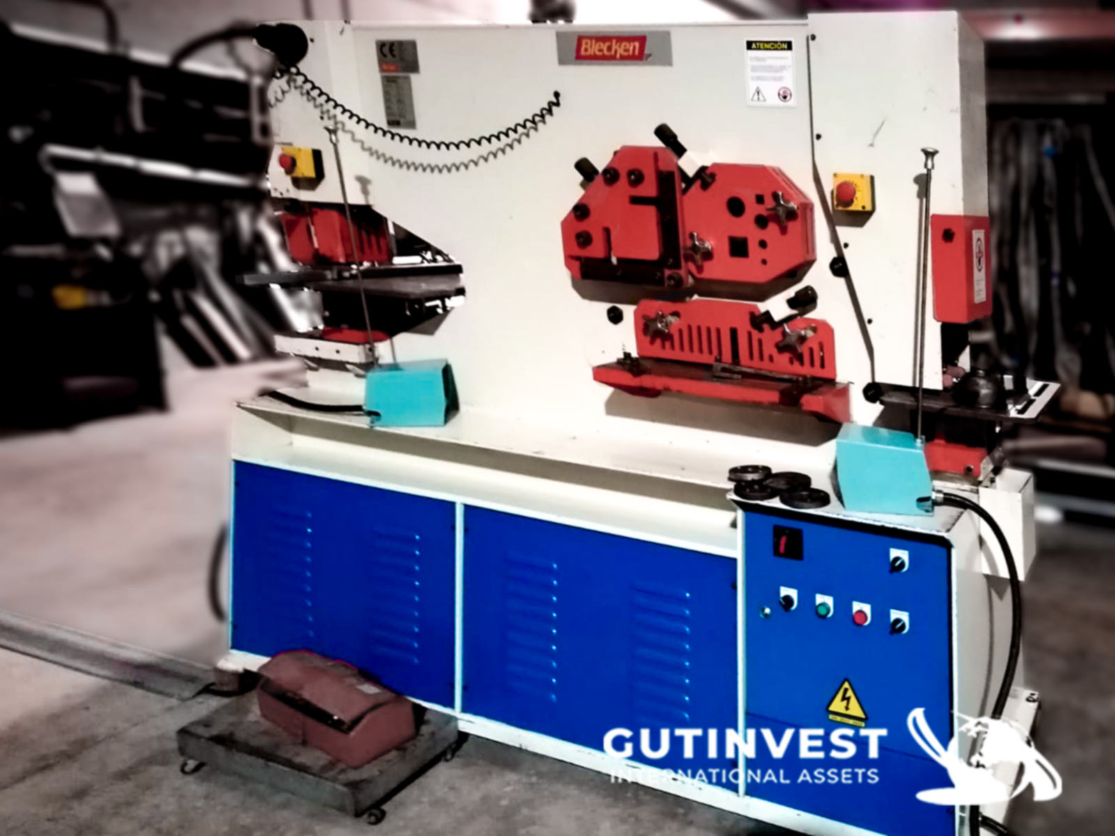 Hydraulic punching machine - 80Tn