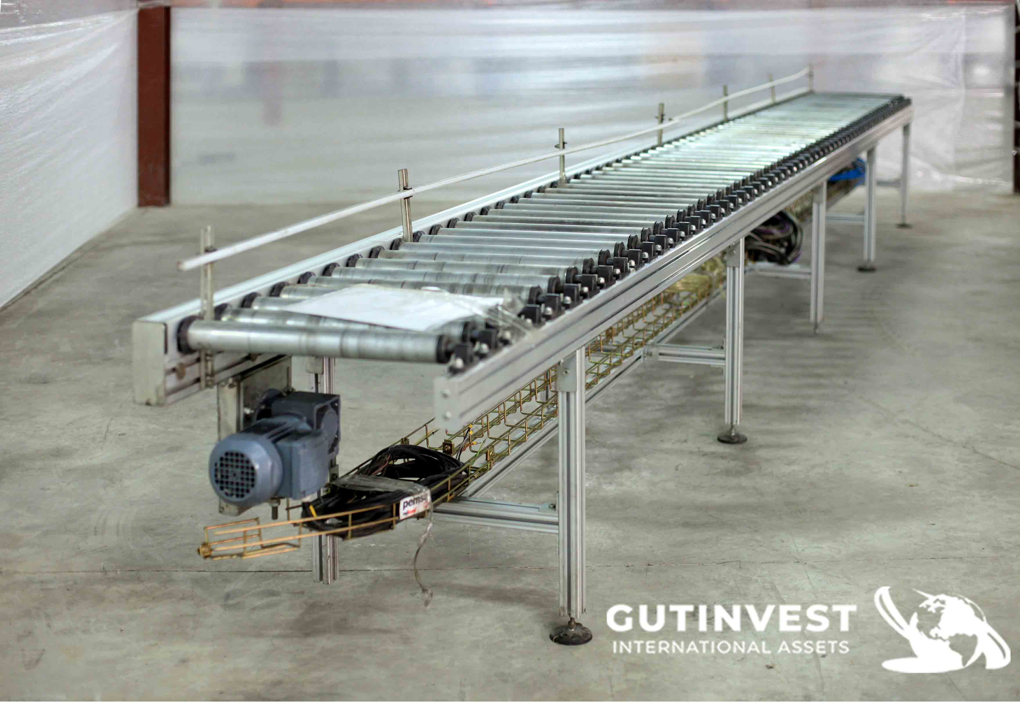 Motorized roller table (5000 x 460 mm)