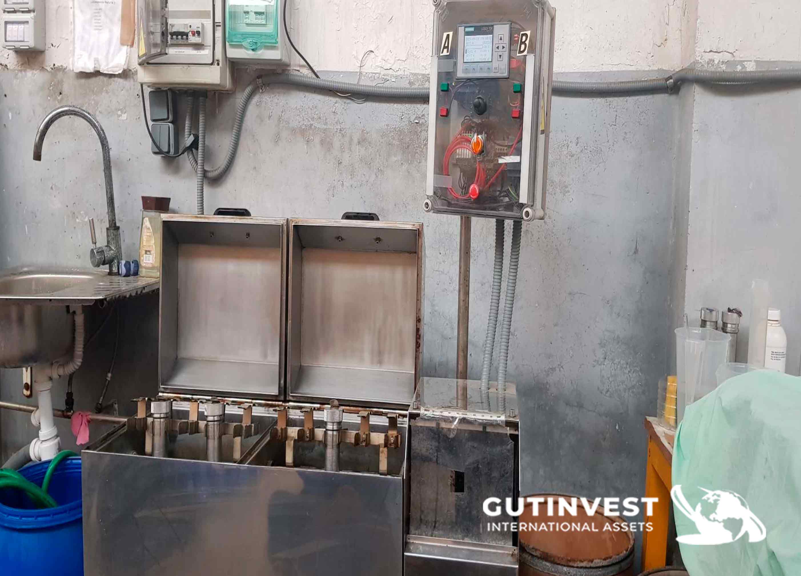 Laboratory dyeing machine