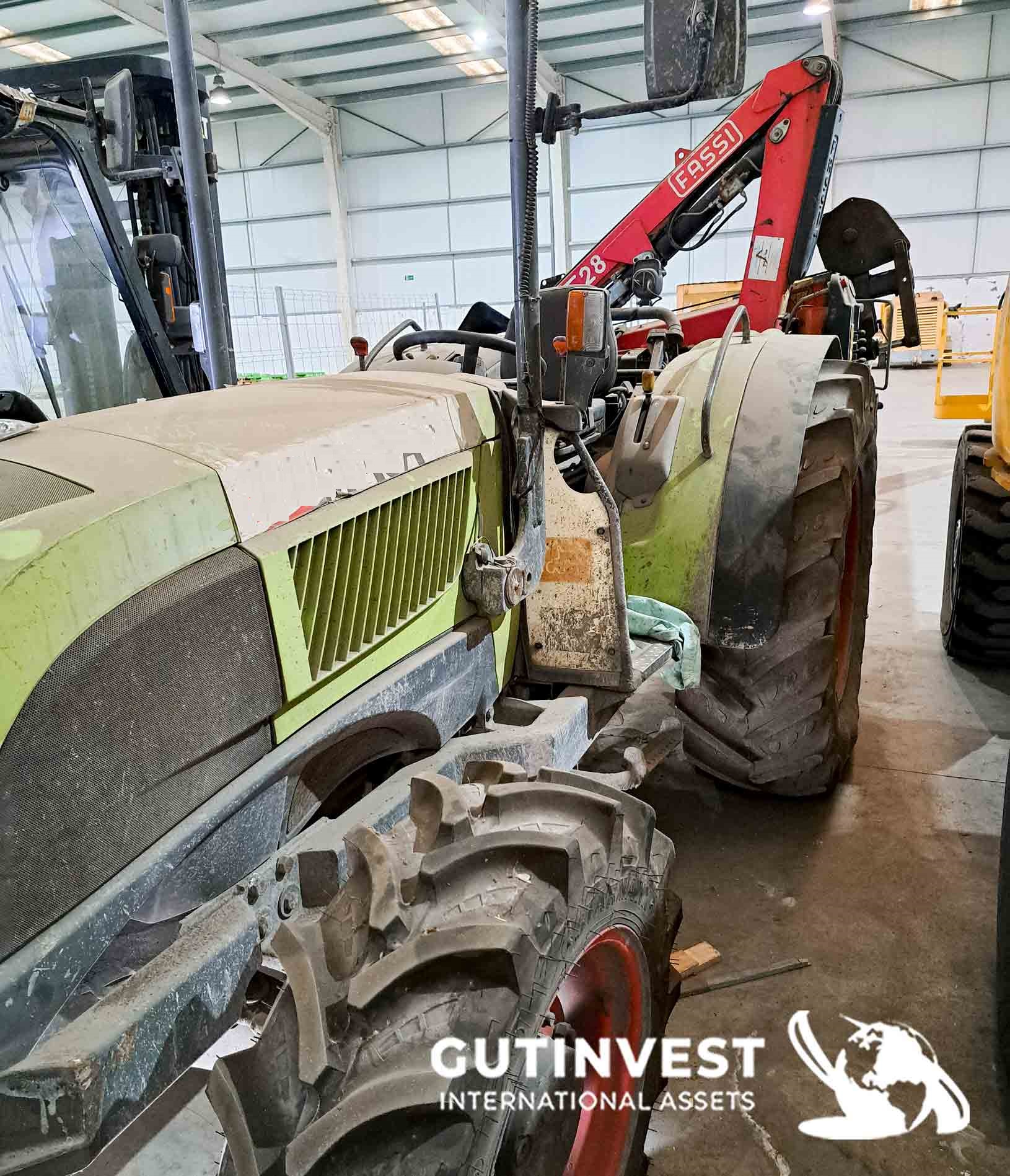 Tractor para obras y servicios