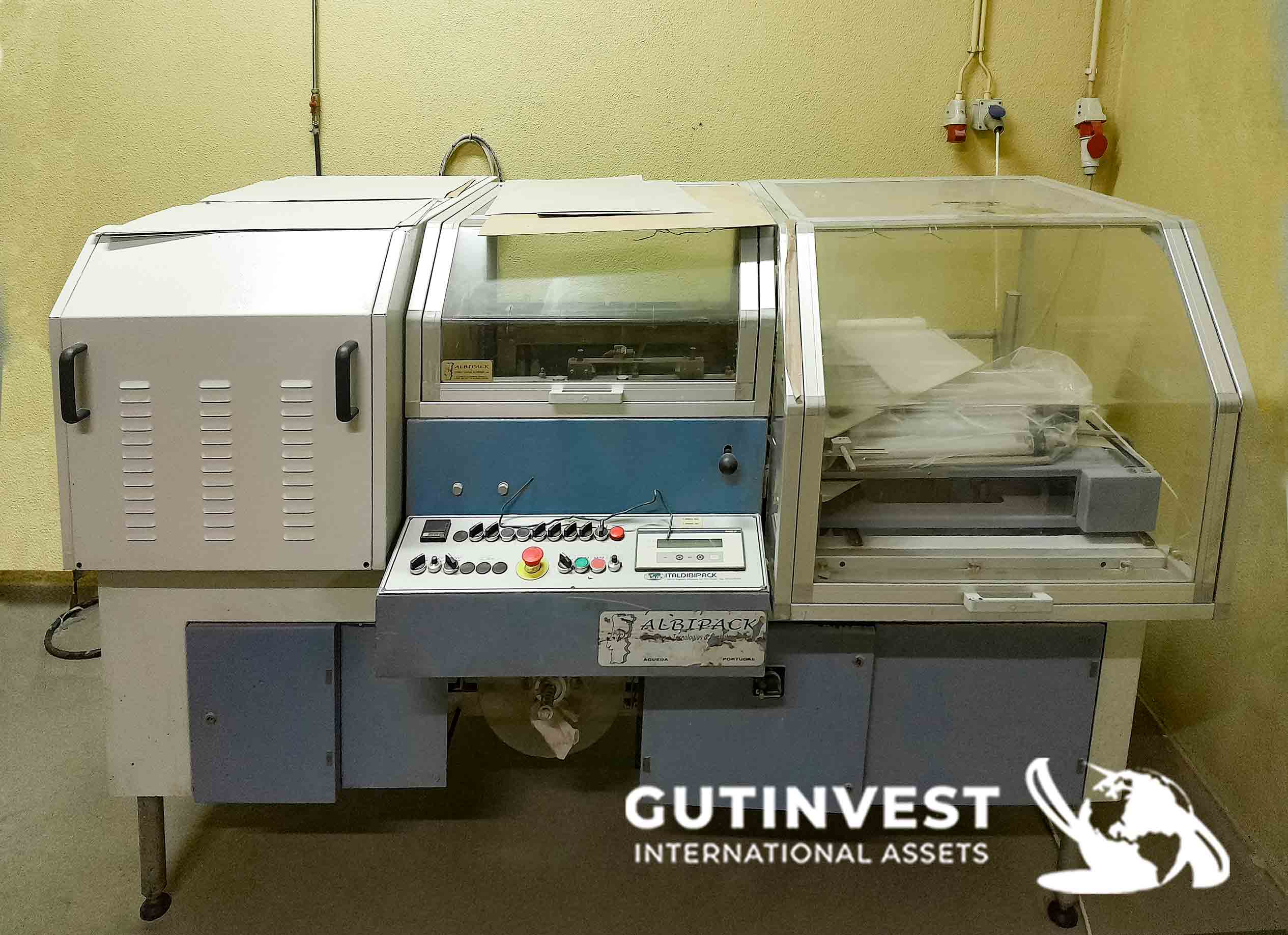 Shrink Wrapping Machine