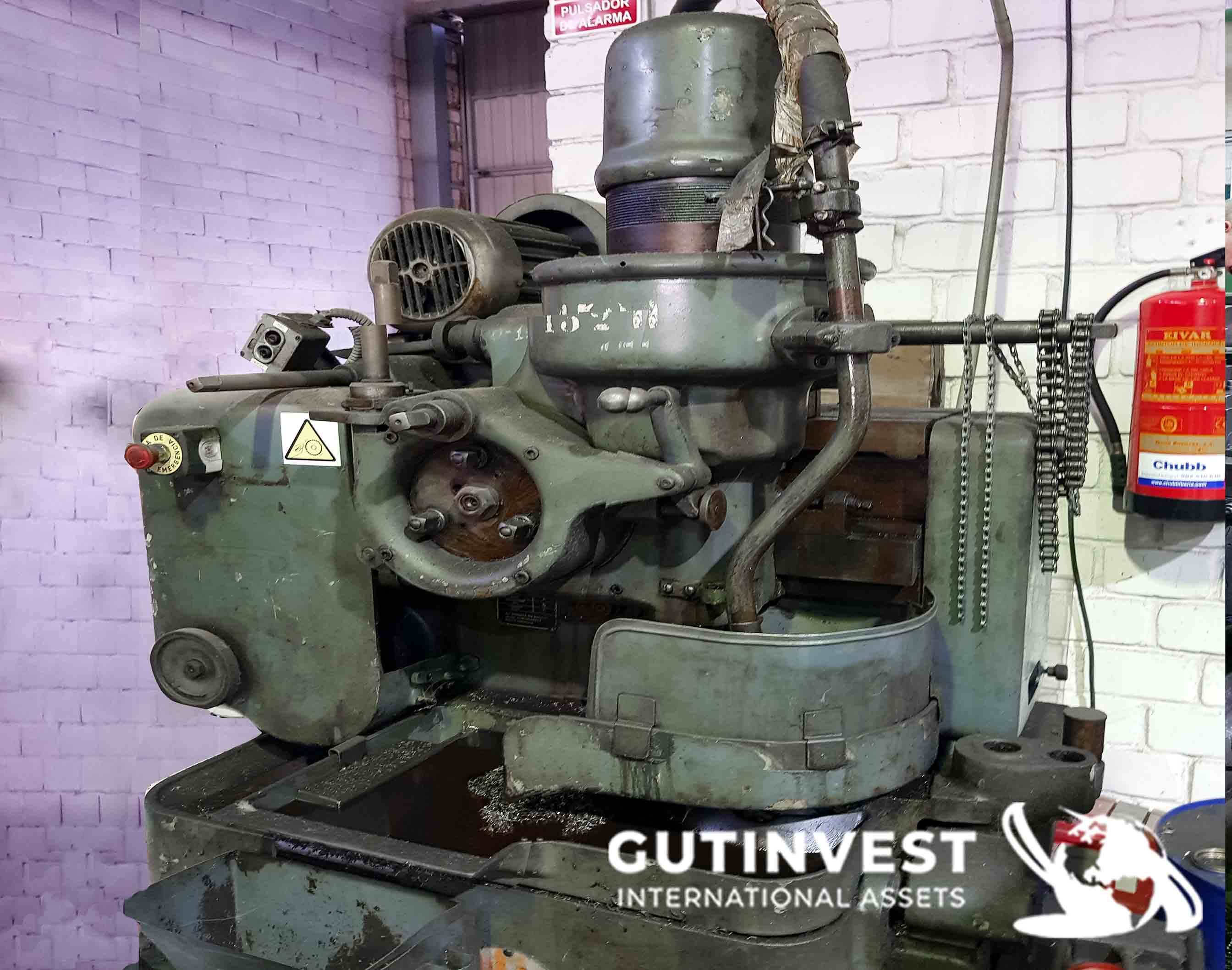 Gear shaping Machine