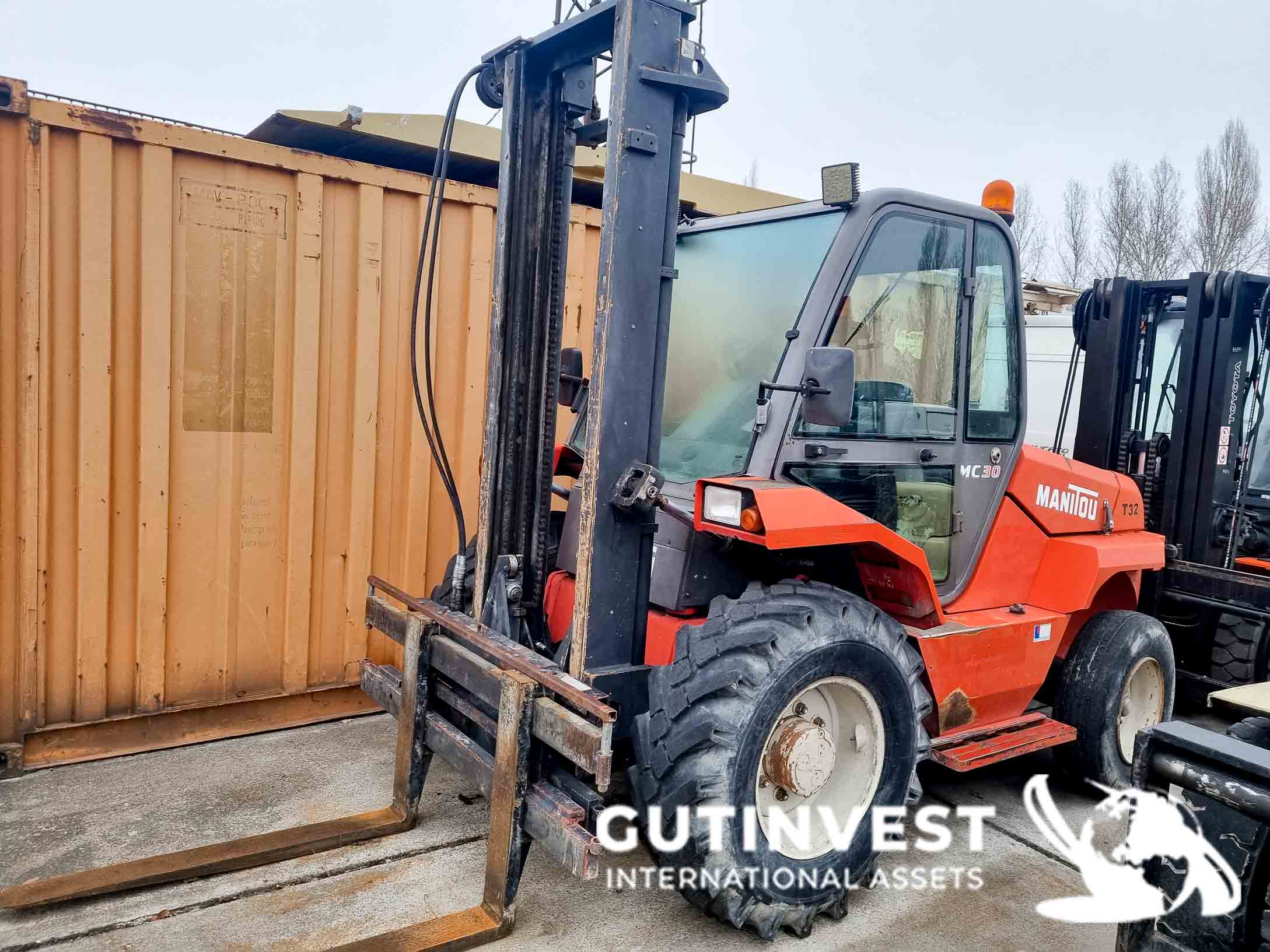 Diesel off-road forklift