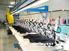 Máquina láser puente de corte y grabado para máquinas de bordar – Sector textil