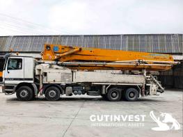 Camión con autobomba de hormigón MB/Putzmeister 3240B/BSF 42.16H