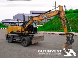 (2) Wheeled & Crawler excavators - Telescopic handler